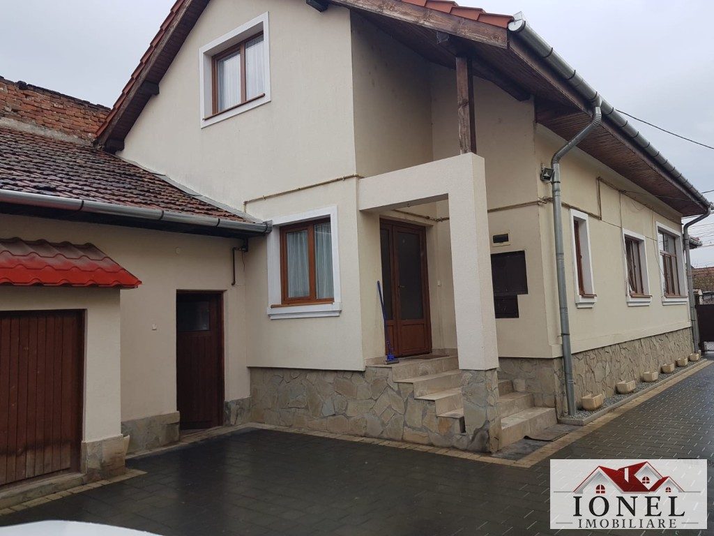 Casa renovata de vanzare in Centru, Alba Iulia - Alba Iulia