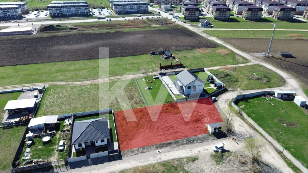 Teren intravilan construibil, utilități complete Str. Cetății - Comision 0 - Sanpetru