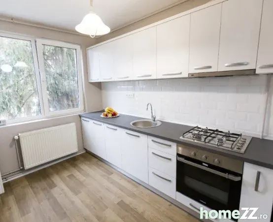 Apartament 3 camere, Târgu Mureș, renovat, zona Tudor - Targu Mures