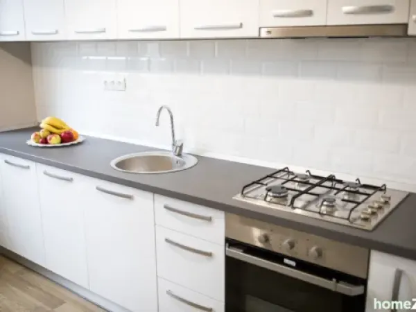 Apartament 3 camere, Târgu Mureș, renovat, zona Tudor - foto 3