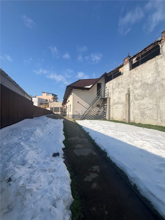 Teren 469 mp si Casa (101 mp), Piata Cosbuc - foto 4