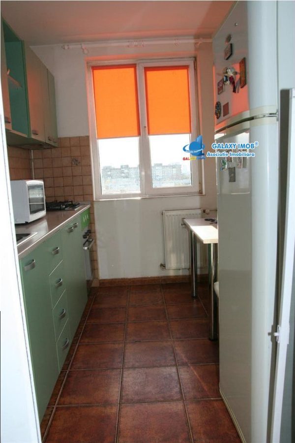 Apartament 3 camere de inchiriat zona Drumul Taberei Valea Ialomitei - foto 13