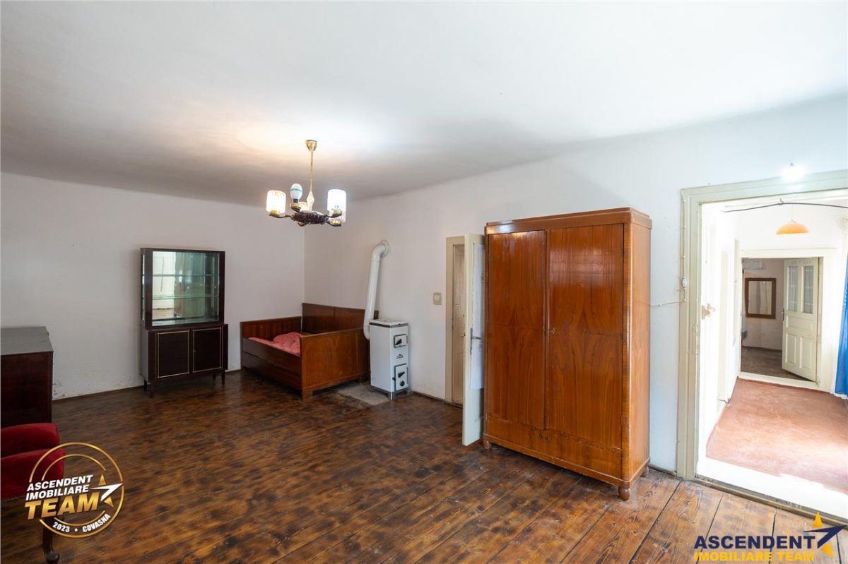 FILM!Doua case traditionale,pe domeniu cu peste 5.000mp teren,Bixad,Covasna - foto 11