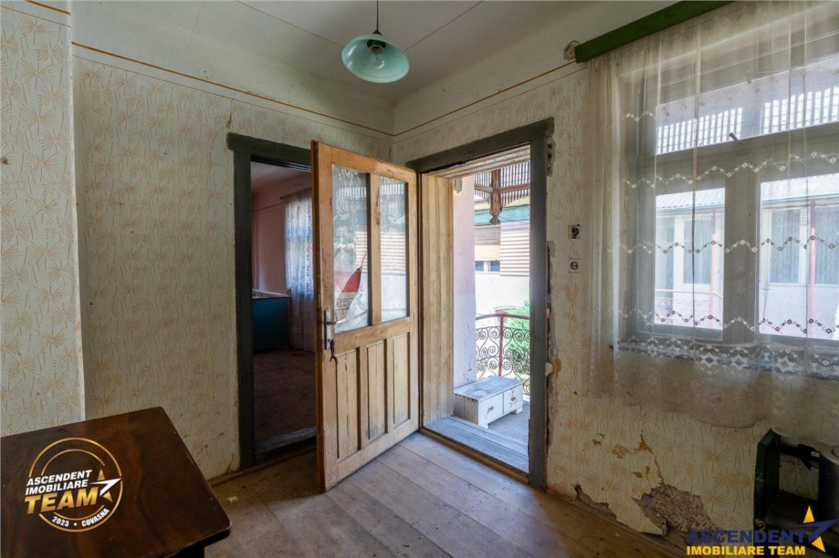 FILM!Doua case traditionale,pe domeniu cu peste 5.000mp teren,Bixad,Covasna - foto 15