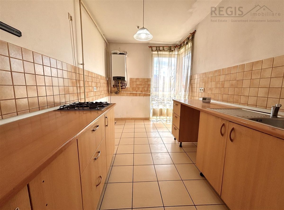 De vanzare | 3 camere decomandat, parcare si boxa | Bartolomeu - foto 12