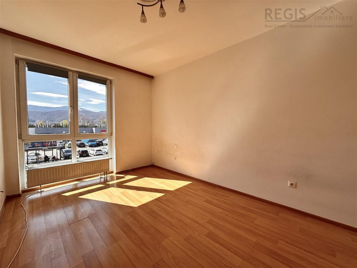 De vanzare | 3 camere decomandat, parcare si boxa | Bartolomeu - foto 8