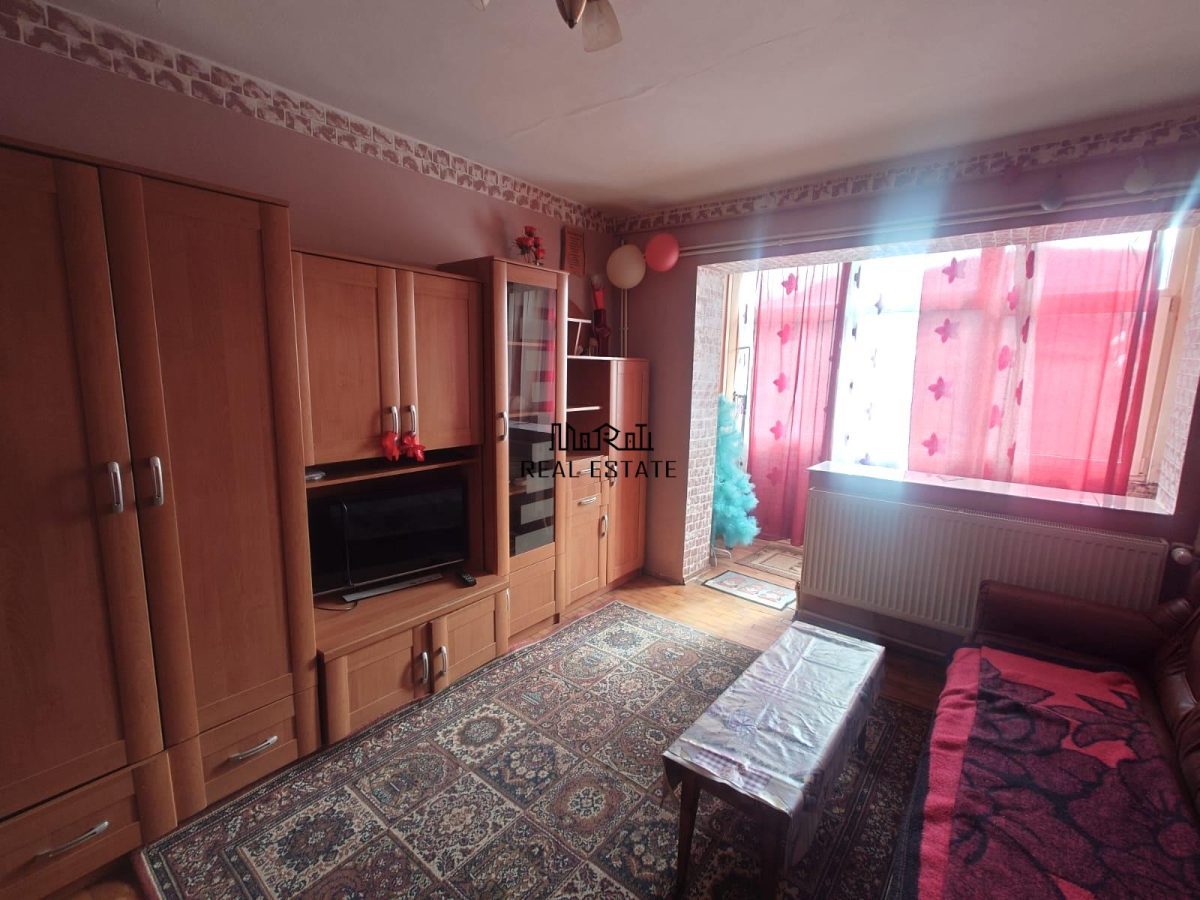 Apartament 3 camere zona linistita - foto 2