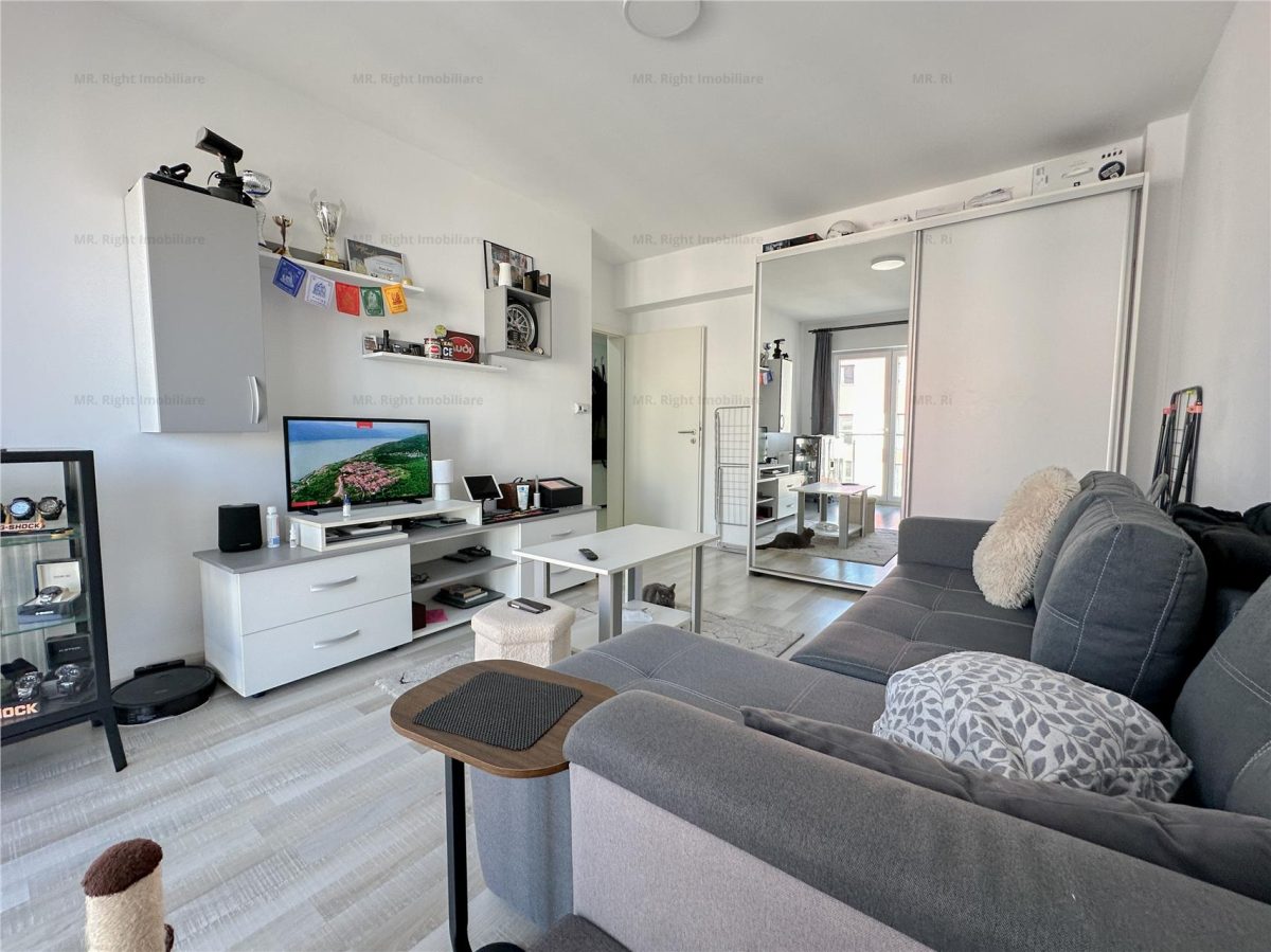 Garsoniera spatioasa | Parcare privata si Boxa | Tractorul - Brasov