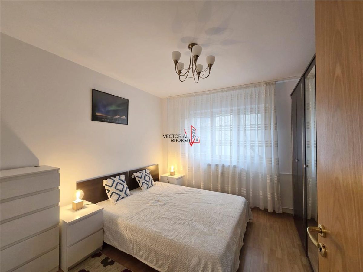 PRIMUL CHIRIAS- ParculTei Facultatea de Constructii - foto 11