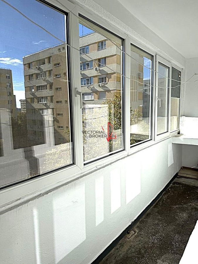 Apartament et.6/10 zona Colentina- Teiul Doamnei - foto 7