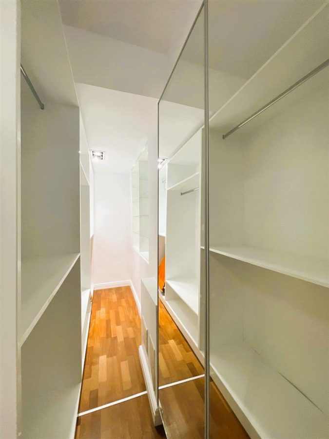 INCHIRIERE APARTAMENT 4 CAMERE TIP DUPLEX ZONA HERASTRAU - N. CARAMFIL- VIRGIL MADGEARU - foto 23