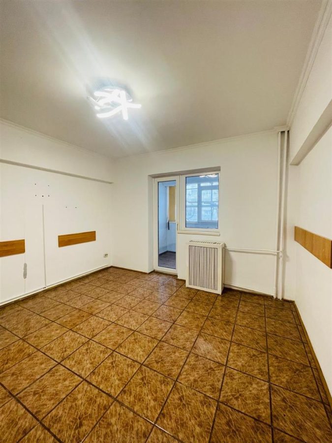 INCHIRERE APARTAMENT 3 CAMERE ZONA MALL VITAN  OCTAVIAN GOGA  SECTOR 3 - foto 11