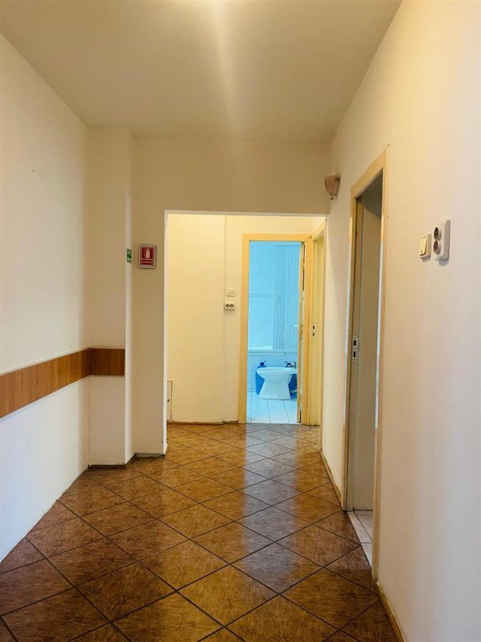 INCHIRERE APARTAMENT 3 CAMERE ZONA MALL VITAN  OCTAVIAN GOGA  SECTOR 3 - foto 7