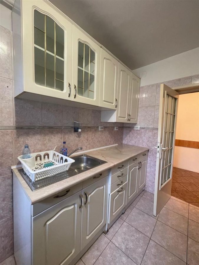 INCHIRERE APARTAMENT 3 CAMERE ZONA MALL VITAN  OCTAVIAN GOGA  SECTOR 3 - foto 8