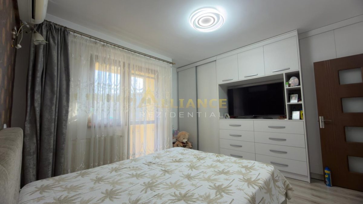Apartament  2 camere mobilat si utilat, Bld. Metalurgiei, parcare inclusa - foto 2