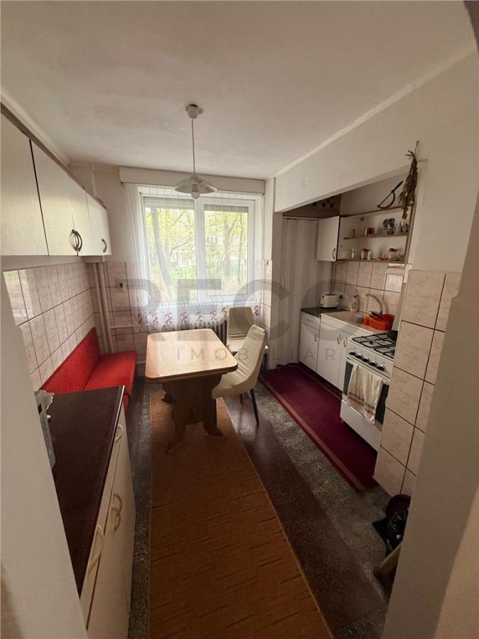 RECO Apartament X mare 2 camere zona foarte linistita Splaiul Crisanei - foto 3