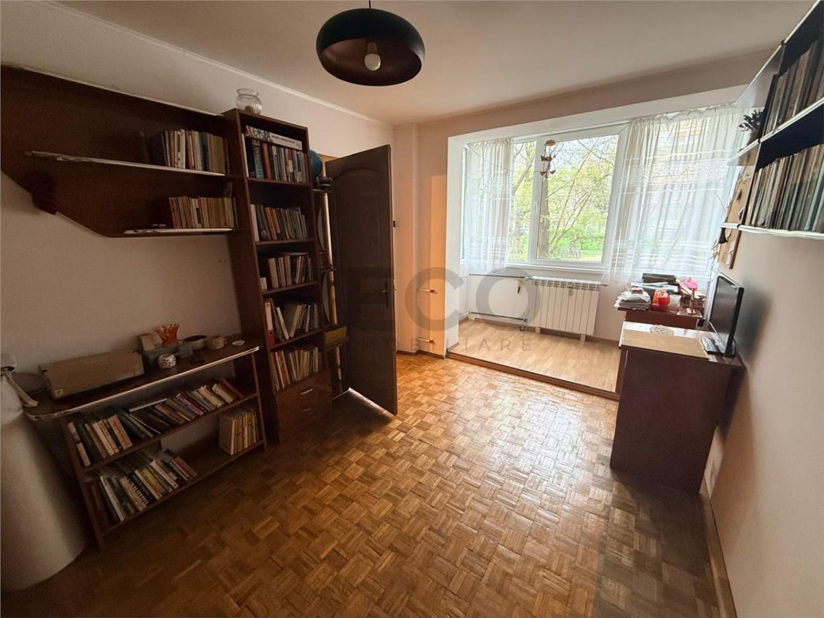 RECO Apartament X mare 2 camere zona foarte linistita Splaiul Crisanei - foto 5