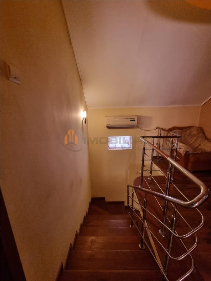 Casă de vânzare Iași-Capăt Cug-Valea Adâncă, la doar câteva minute de oraș - Ocazie - foto 5