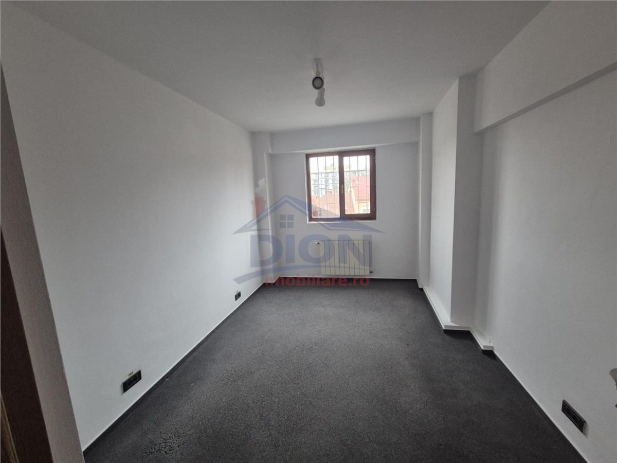 BIROU 3 CAM, TINERETULUI - foto 3