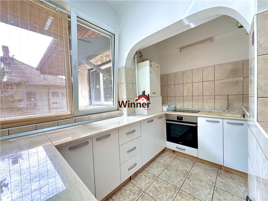 Garsonieră 43mp + Boxă | Calea Griviței - Clădire Interbelică - 