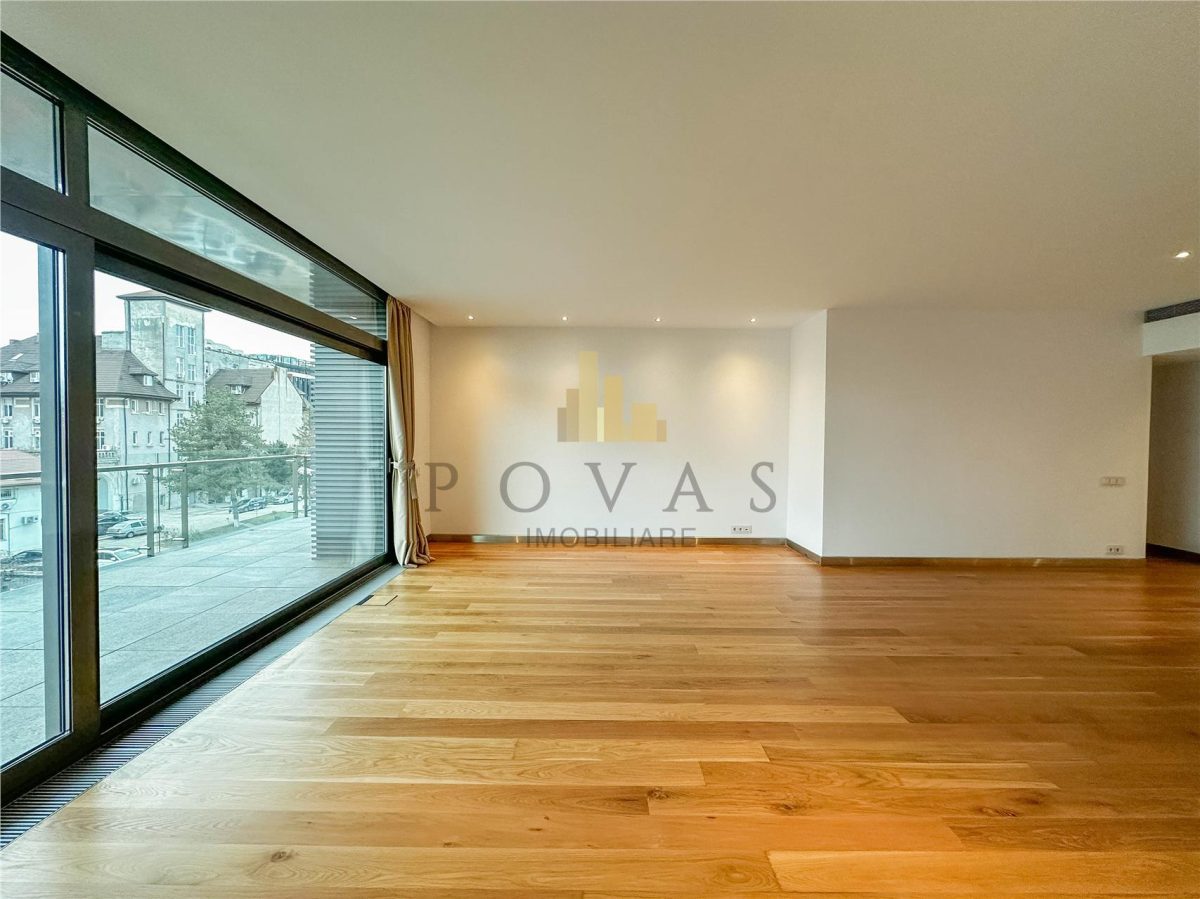 Vanzare Apartament 4 Camere Kiseleff - 