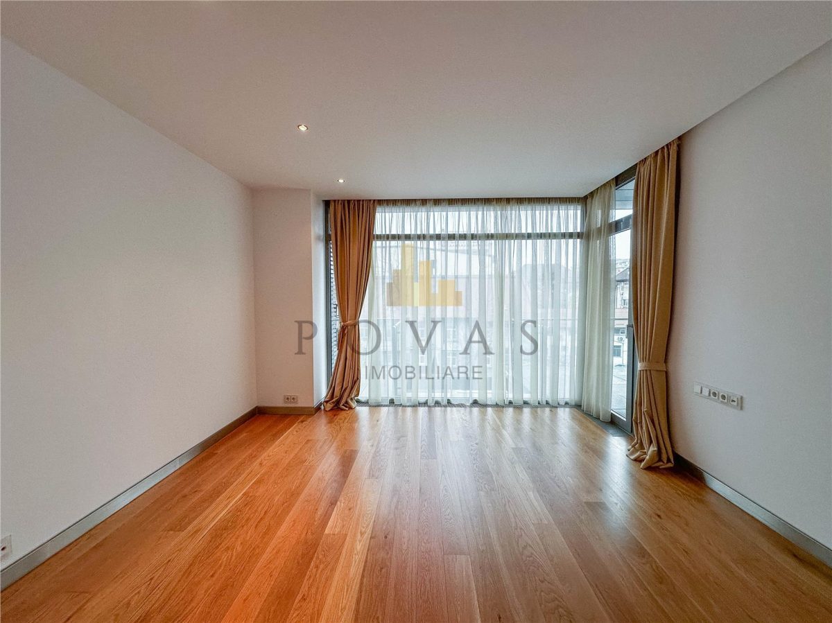 Vanzare Apartament 4 Camere Kiseleff - foto 5