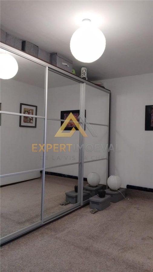 Etaj 1 Apartament cu 2 camere str Victor Babes 47 mp - foto 12