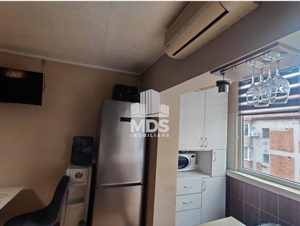 Mobilat si utilat, modificat in 3 camere - foto 5