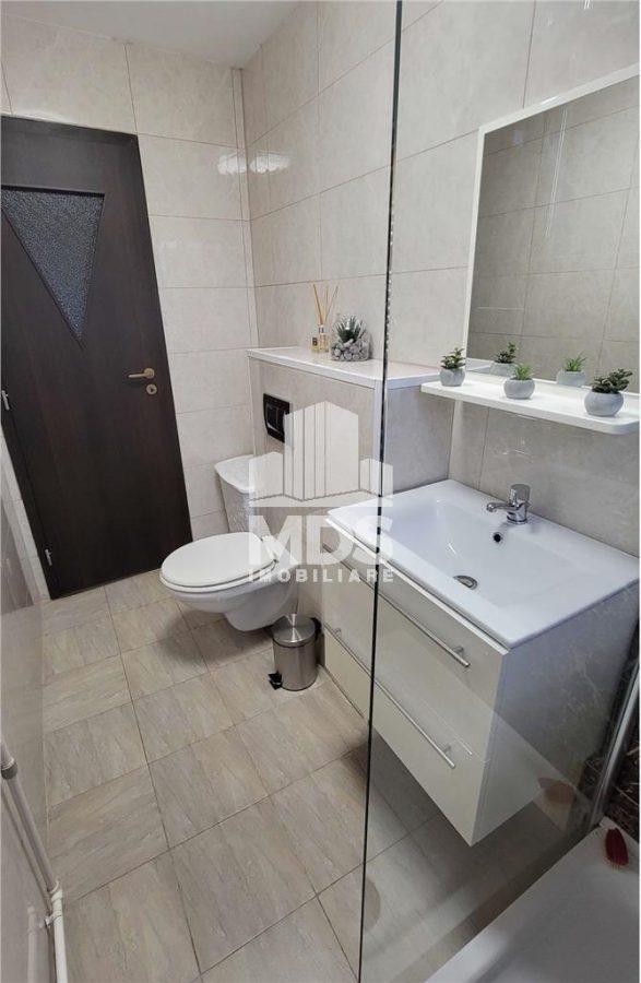 Mobilat si utilat modern cu 2 balcoane, linga Mall - foto 4