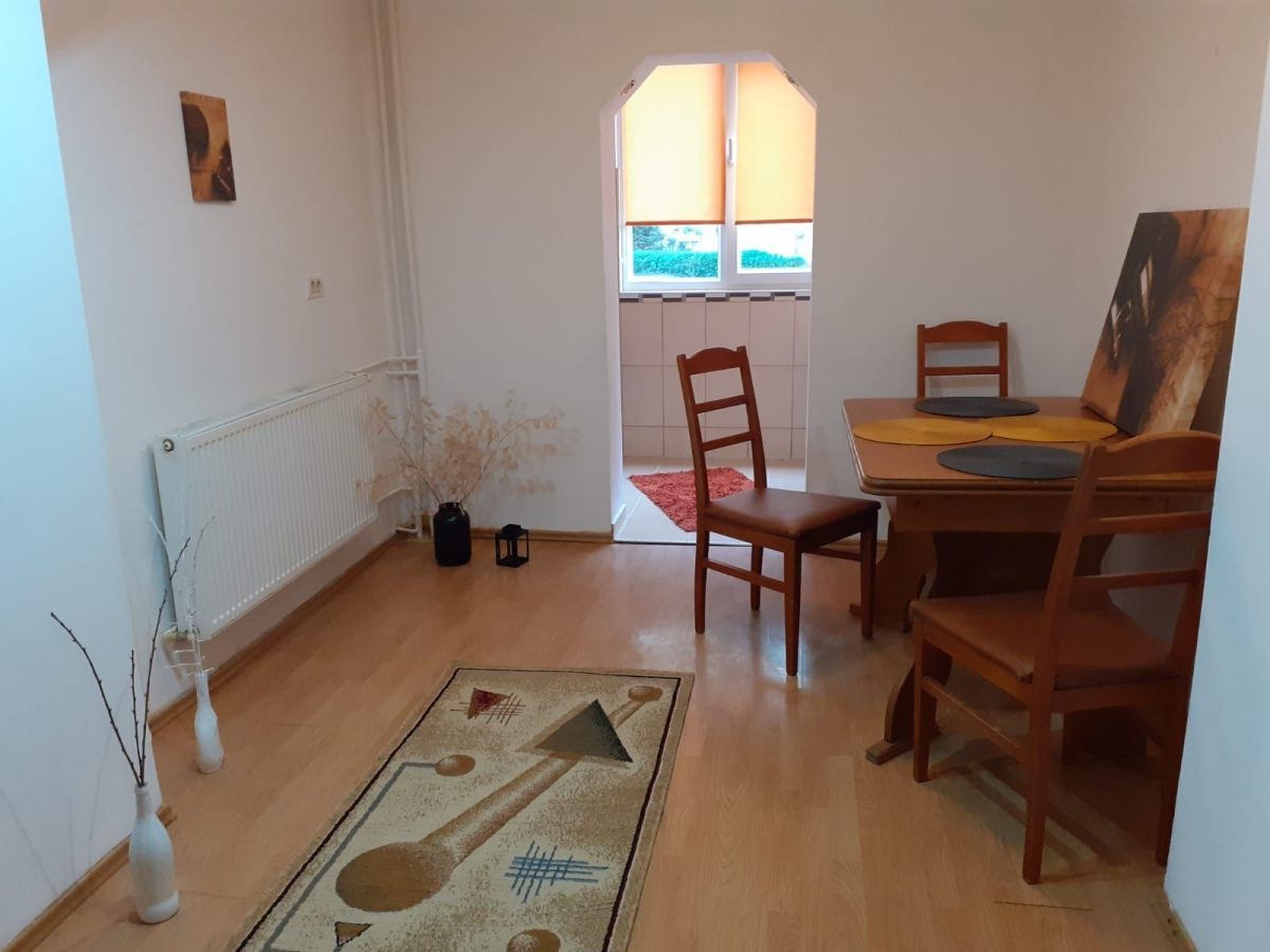 Mobilat si utilat la parter inalt, modificat in 3 camere - foto 3