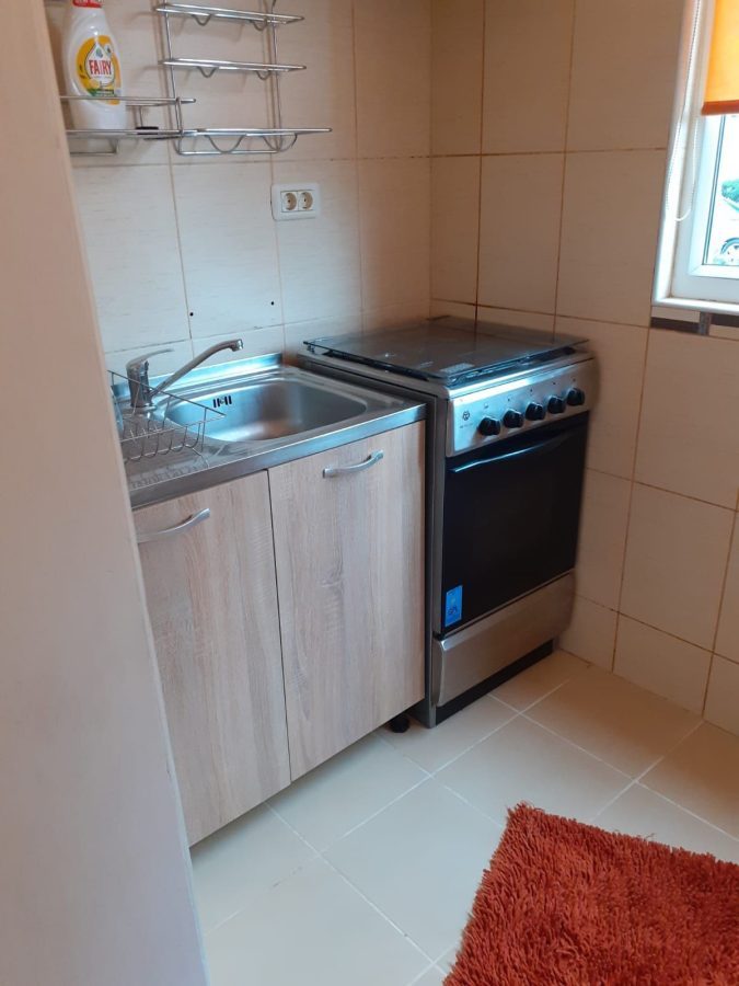 Mobilat si utilat la parter inalt, modificat in 3 camere - foto 4