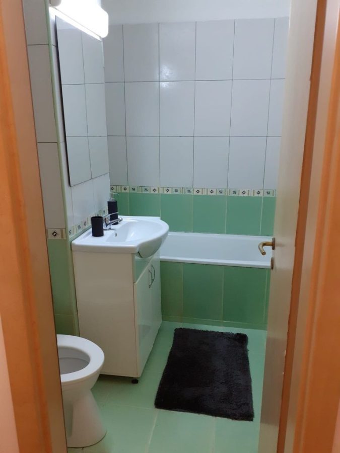 Mobilat si utilat la parter inalt, modificat in 3 camere - foto 7