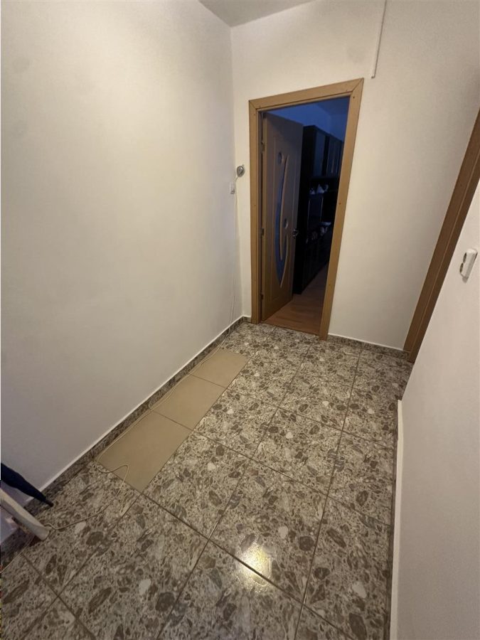 2 camere cu centrala proprie si balcon - foto 9