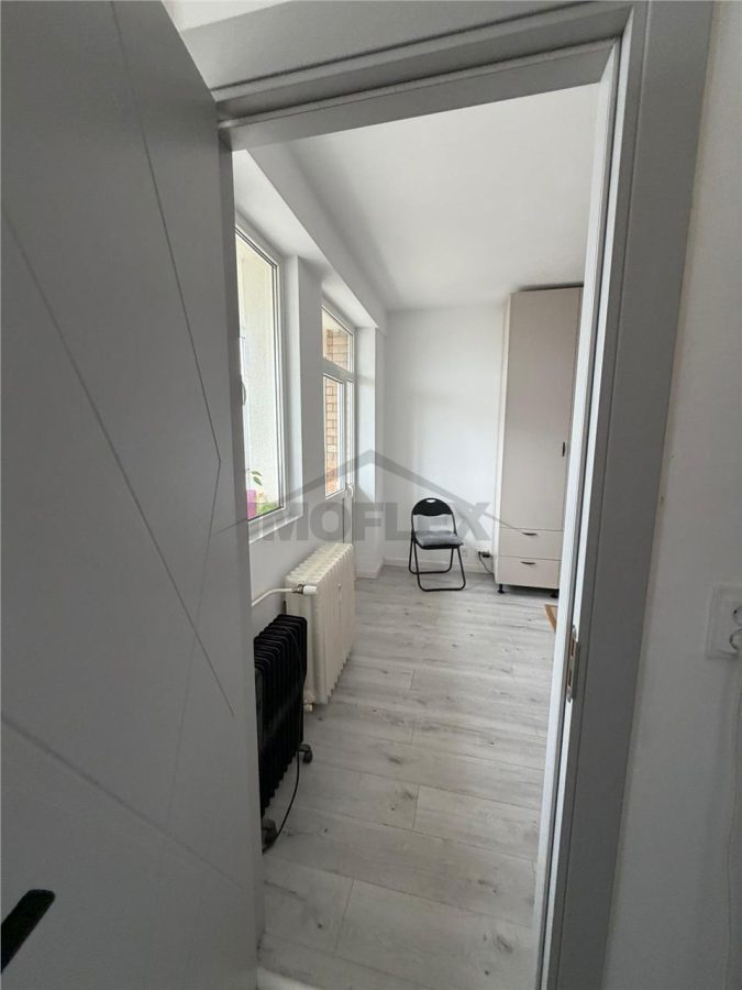 Comision 0! Negociabil Studio modern Vedere panoramica la lac Lacul Plumbuita - foto 20