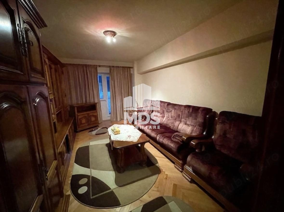 Decomandat cu 2 bai la etajul 1 aproape de Mall - foto 9