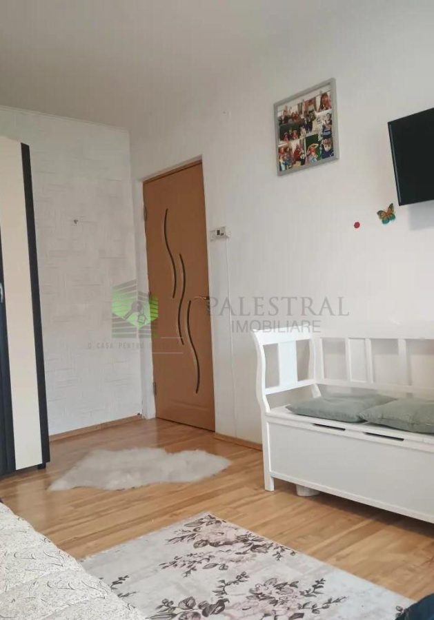 Apartament 2 camere zona Faget decomandat,92000 Euro - foto 4