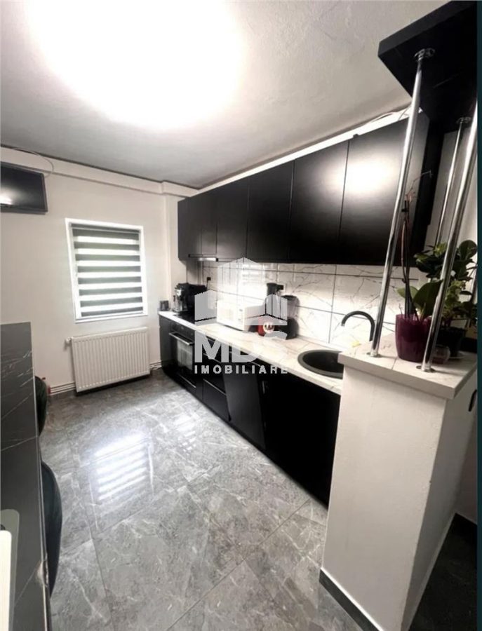 3 camere la etajul 2 cu 2 bai, linga Generala 30 - foto 4