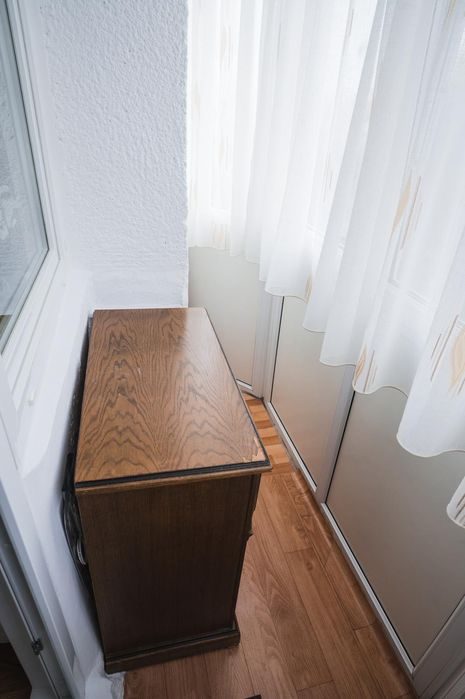 Garsoniera Tractorul,etajul 2,mobilata,58500 Euro neg - foto 6