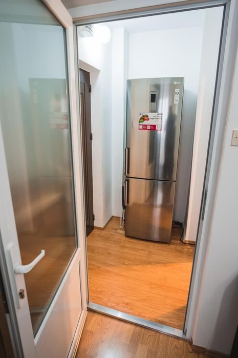 Garsoniera Tractorul,etajul 2,mobilata,58500 Euro neg - foto 7