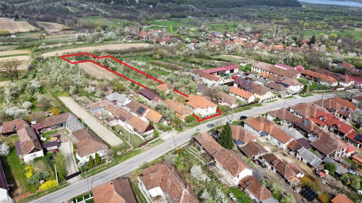 Casa complet mobilata si utilata | Teren 2500 mp | Liniste, natura autentic romanesc - foto 23