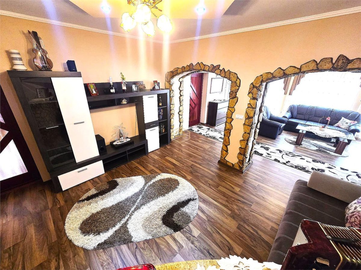 Casa complet mobilata si utilata | Teren 2500 mp | Liniste, natura autentic romanesc - foto 5