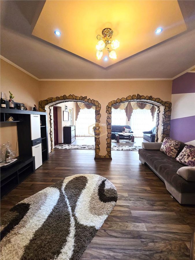 Casa complet mobilata si utilata | Teren 2500 mp | Liniste, natura autentic romanesc - foto 7