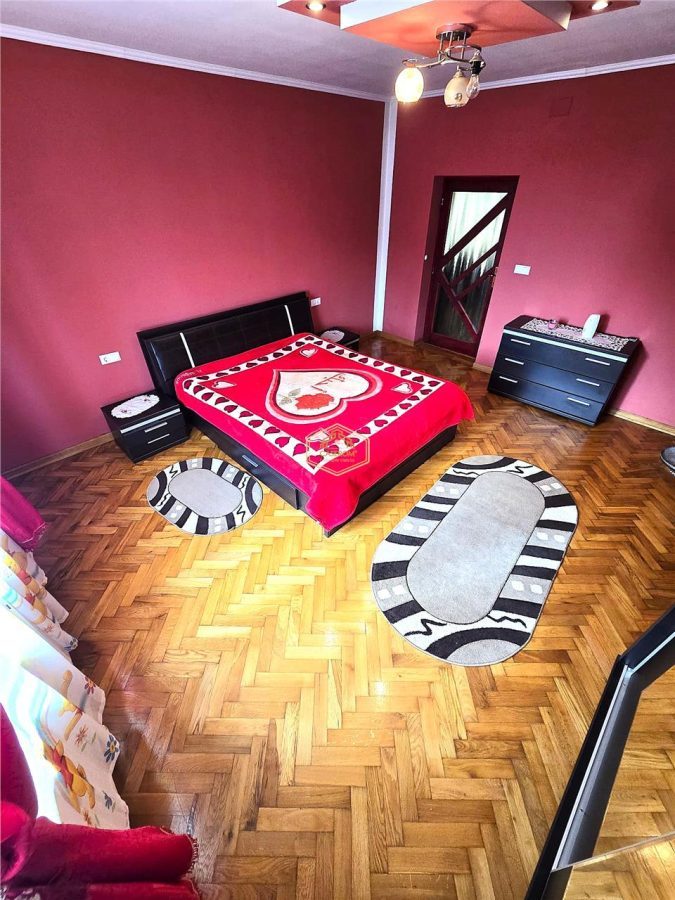 Casa complet mobilata si utilata | Teren 2500 mp | Liniste, natura autentic romanesc - foto 9