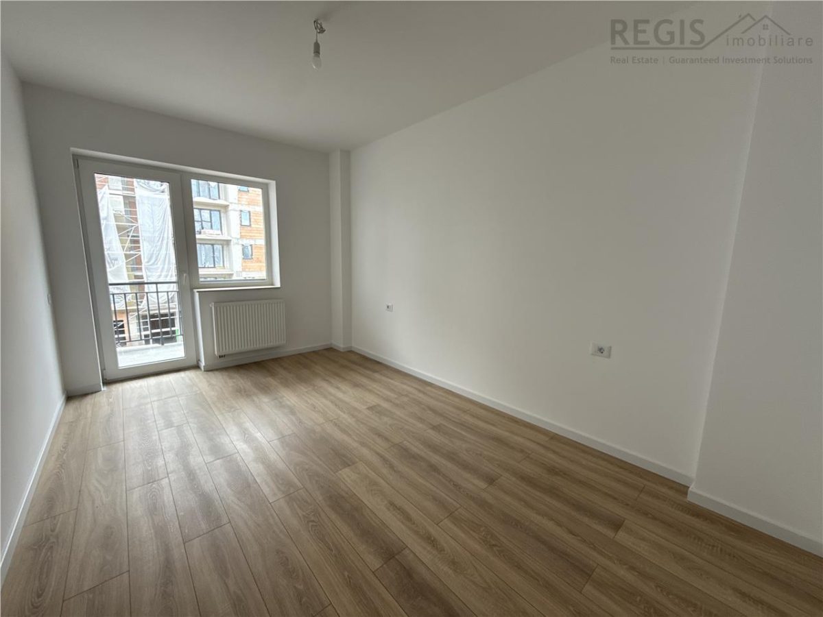 Oportunitate,  3  camere SPATIOS ,  Coresi - foto 10