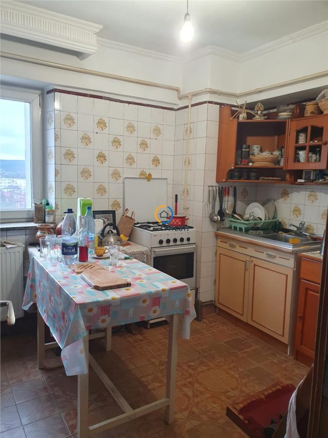 Apartament patru camere Ultracentral, etaj intermediar - foto 6