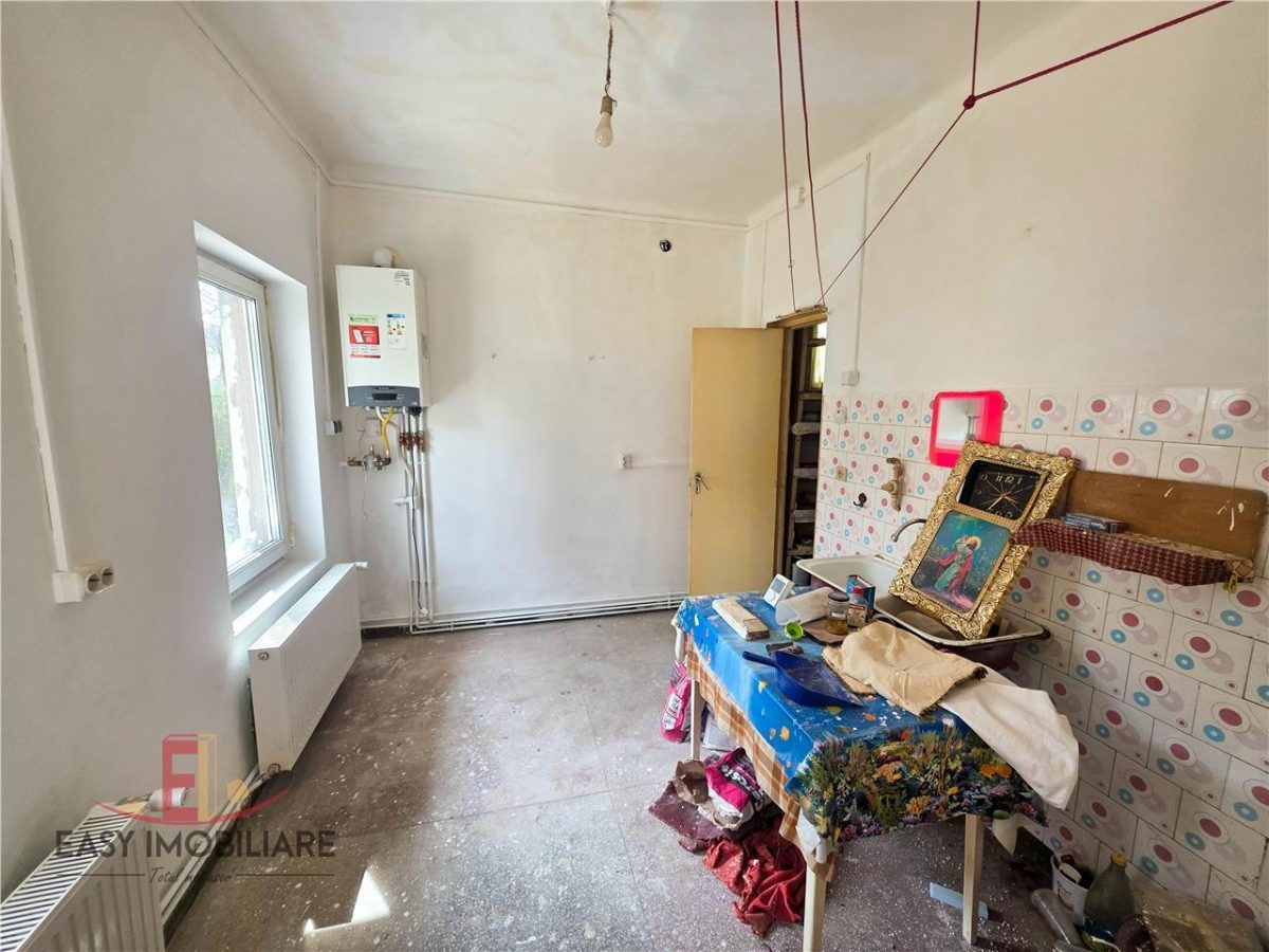 Casa de vanzare, Central, 65mp,  Zona 0, curte, Targu Mures - foto 4