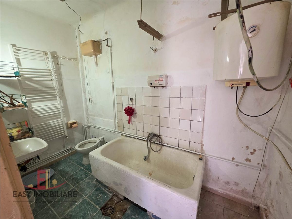 Casa de vanzare, Central, 65mp,  Zona 0, curte, Targu Mures - foto 5