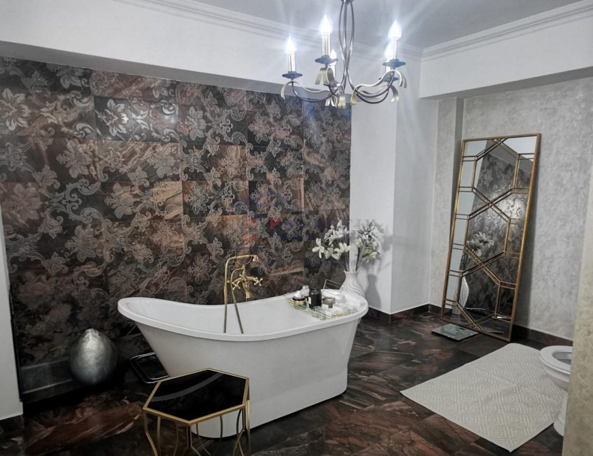 Apartament 4 Camere Zamca | Lux | Design Clasic & Rafinat | 4c-958 - foto 9