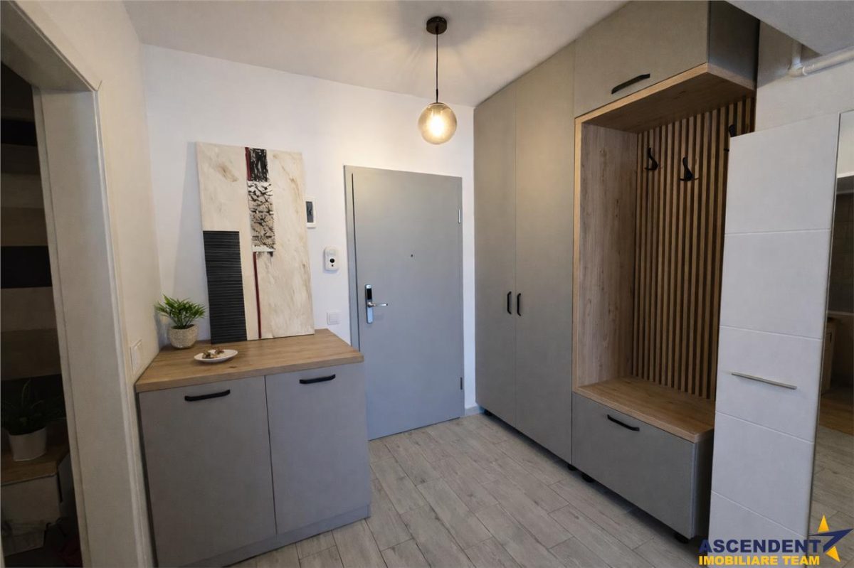 Rezidenta mobilata,utilata,tip studio,terasa, boxa,loc parcare,Tractorul,Brasov - foto 4