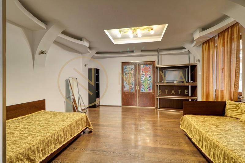 Apartament in Vila 5 camere / Spatiu Birou | Piata Victoriei Kiseleff - foto 4